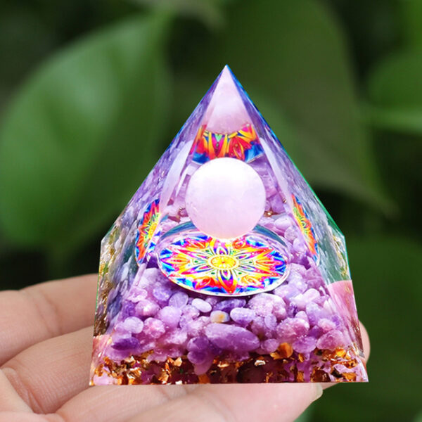 Energy-Pyramid-Orgonite-Reiki-Natural-Amethyst-Ball-Healing-Crystals-Chakra-Tool-Ornaments-Resin-Stones-Craft-Kids_640x640-4