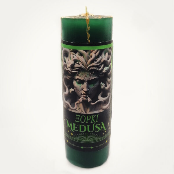 medusa-ritual-candle