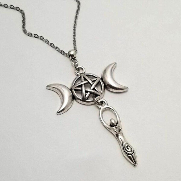 nbONTriple-Moon-Necklace-Triple-Goddess-Wiccan-Jewelry-Witch-Necklace-Witchcraft-Jewelry-Pagan-Jewelry-Pentacle-Necklace