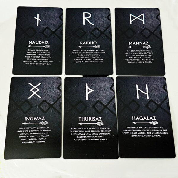 runes-oracle-deck_2