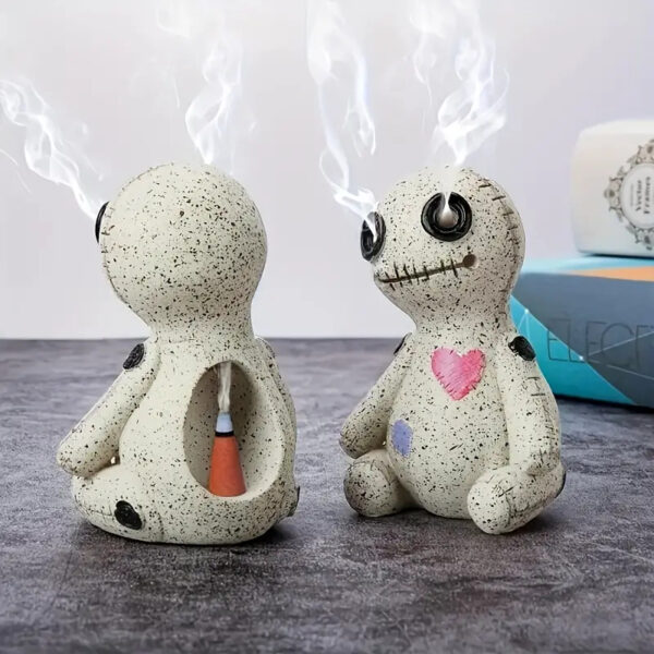 voodoo-doll-resin-incense-holder-cone-burner-koukla-voodoo-aromatistis_3